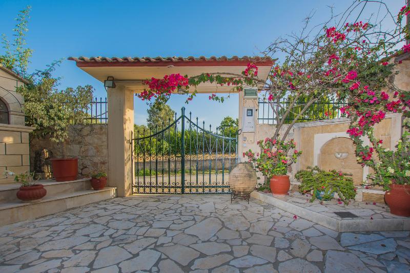 Porto Giardino Apartments Psarou  외부 사진