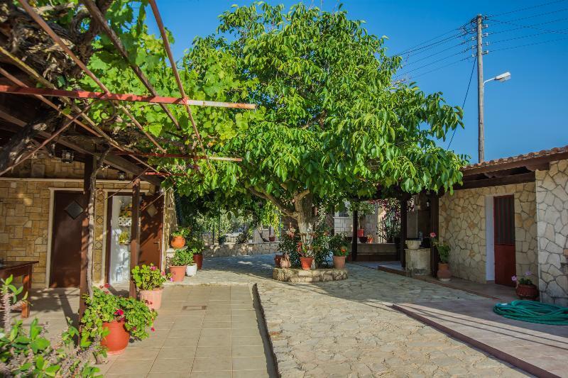 Porto Giardino Apartments Psarou  외부 사진
