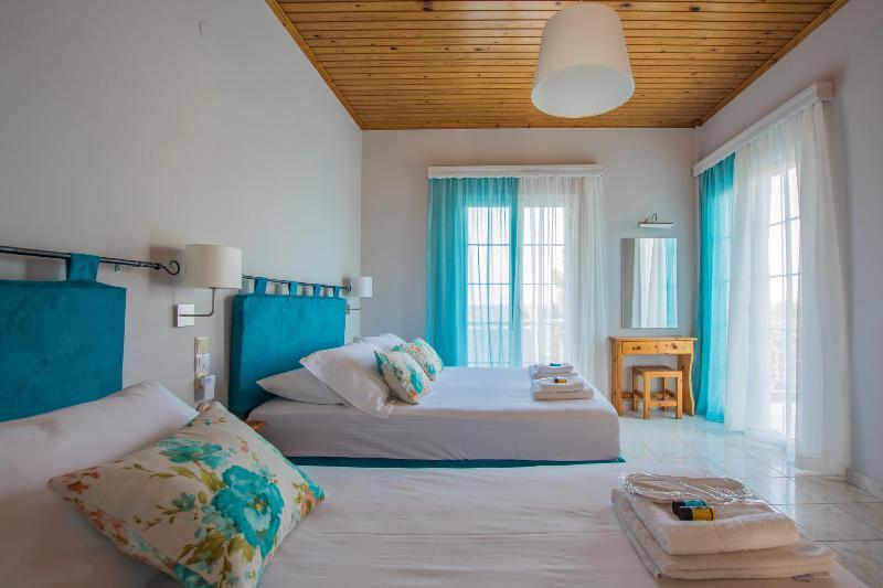 Porto Giardino Apartments Psarou  외부 사진