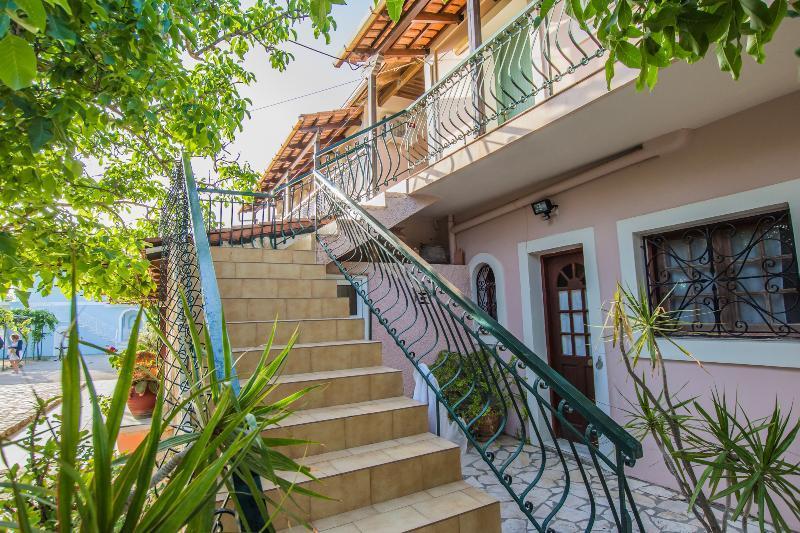 Porto Giardino Apartments Psarou  외부 사진